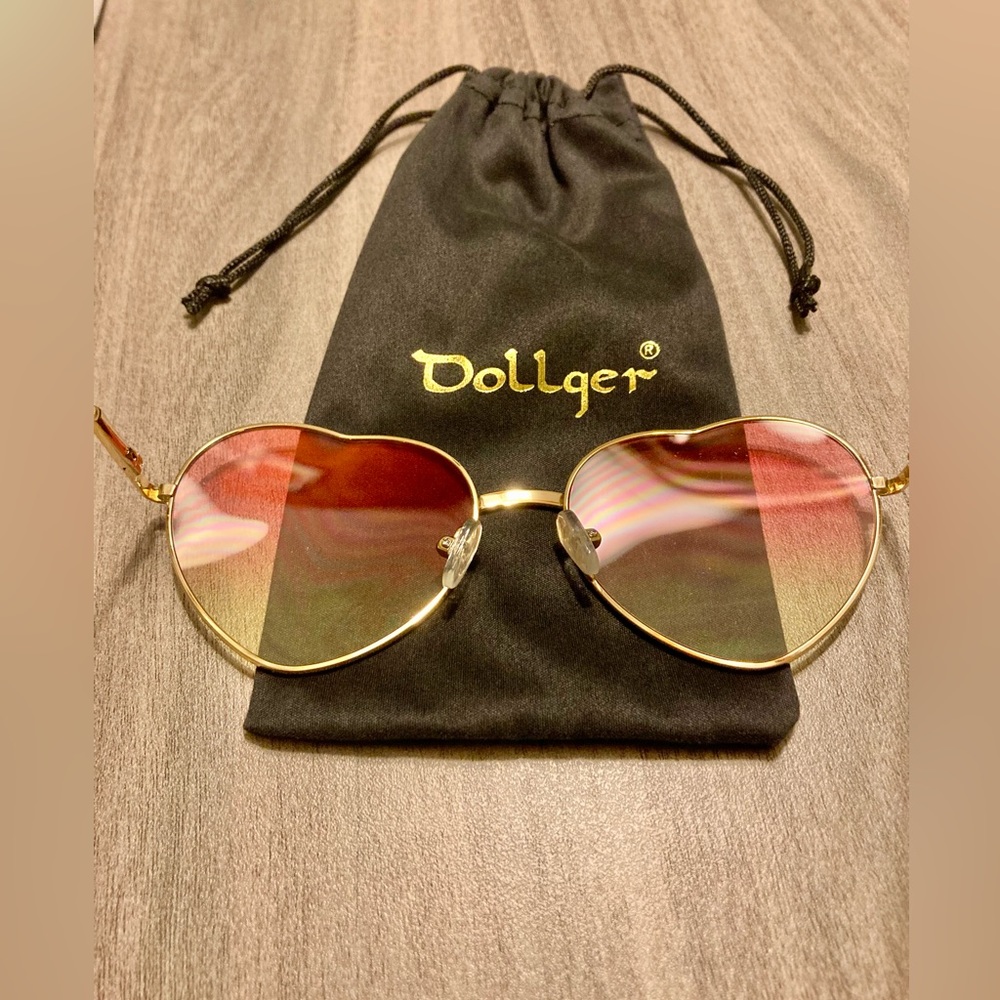 NEW - Pink Gradient Heart Shaped Sunglasses